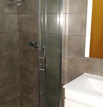 Joe & Vera's Place بيت ضيافة 3*