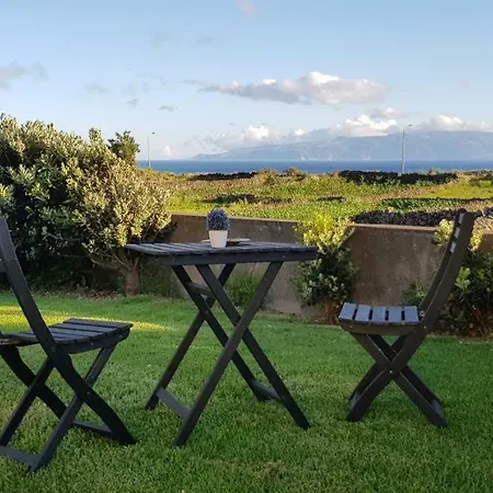 Joe & Vera's Place بيت ضيافة