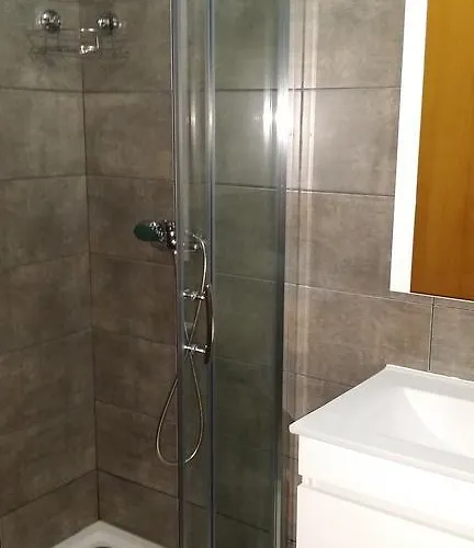 Joe & Vera's Place 게스트하우스 3*