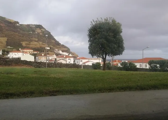 Joe & Vera's Place 3* Corvo